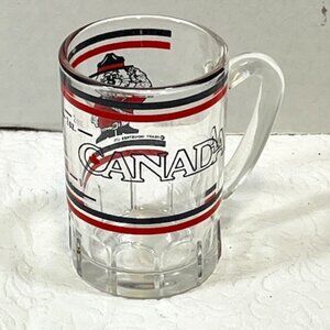 Mini-mug Shot Glass Canada Bear Mountie Red Black 2oz France